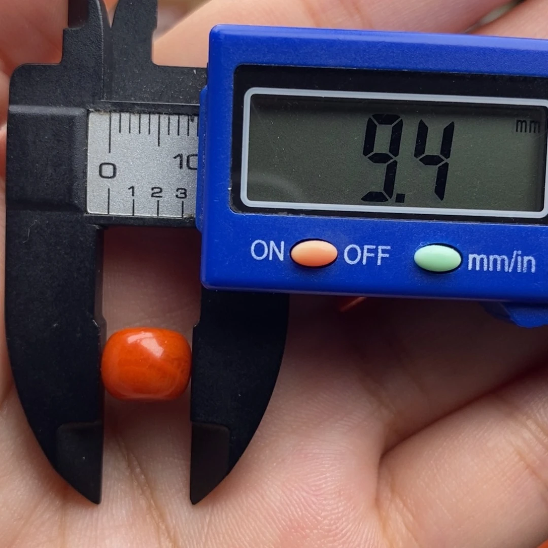 南红玛瑙配饰未镶嵌孔道瑕疵