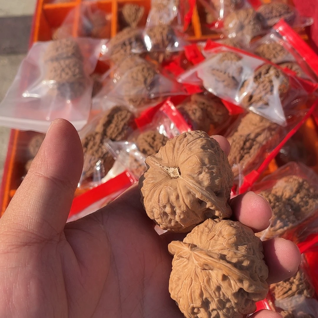 大***。把件文玩核桃南瓜墩 45 文玩核桃