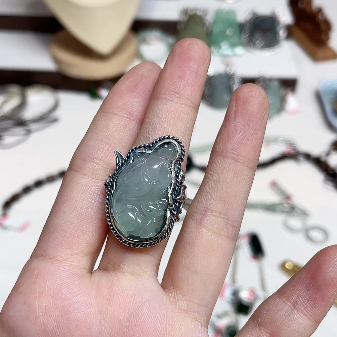 阿***瑶足银925银镶嵌戒指