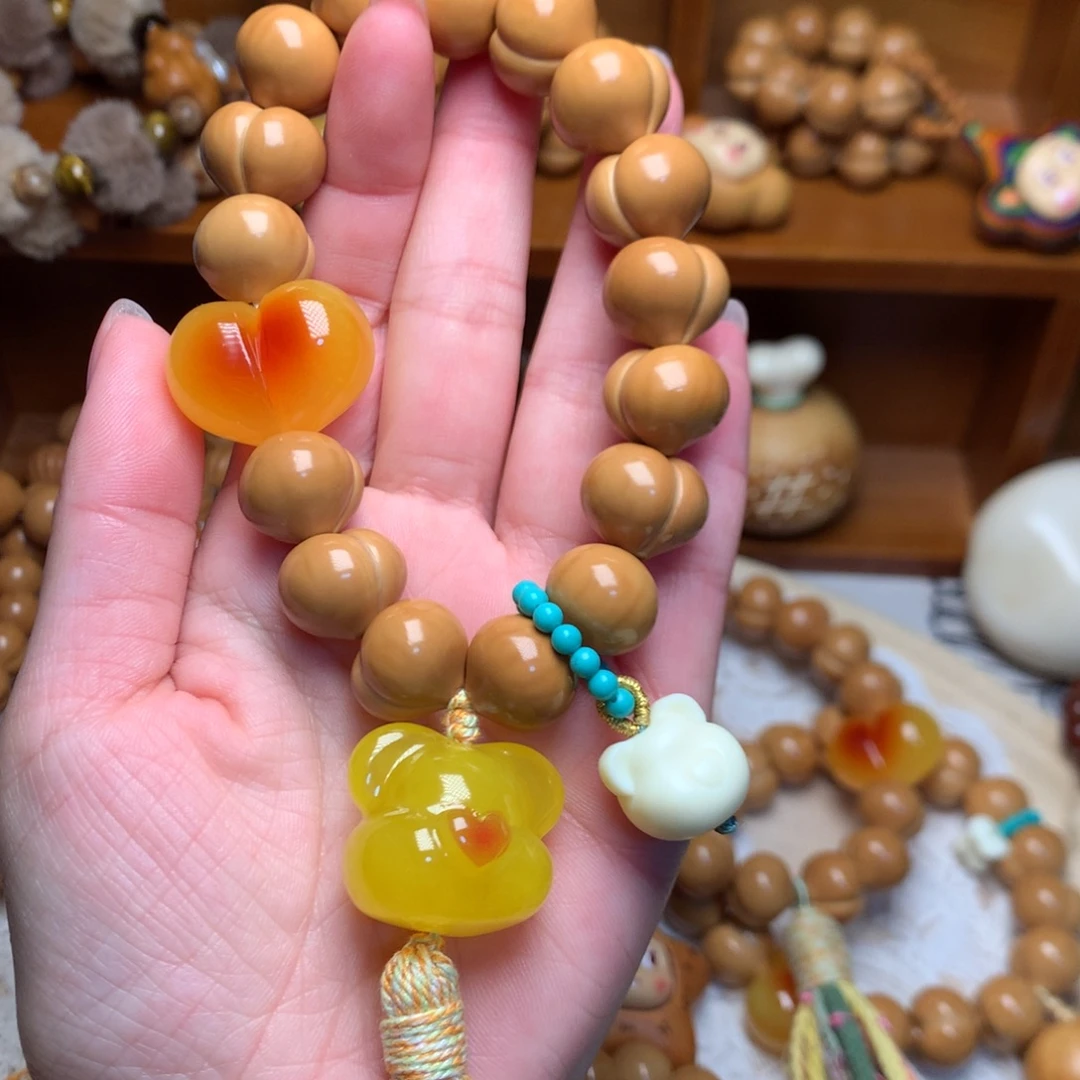 吊坠猴头核桃15高定屁桃手持定制