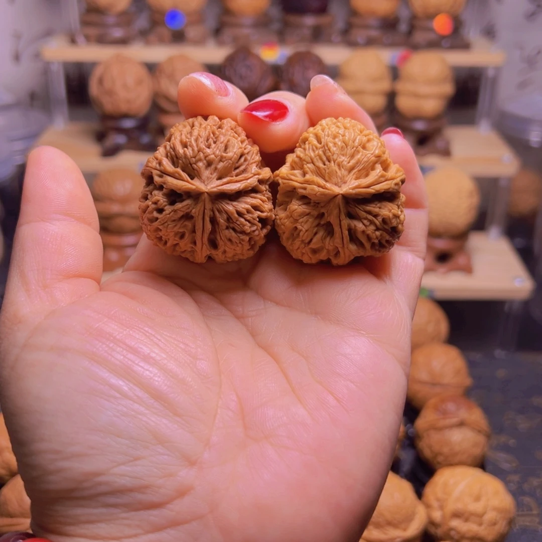 吊坠文玩核桃41w水龙纹三棱38尺