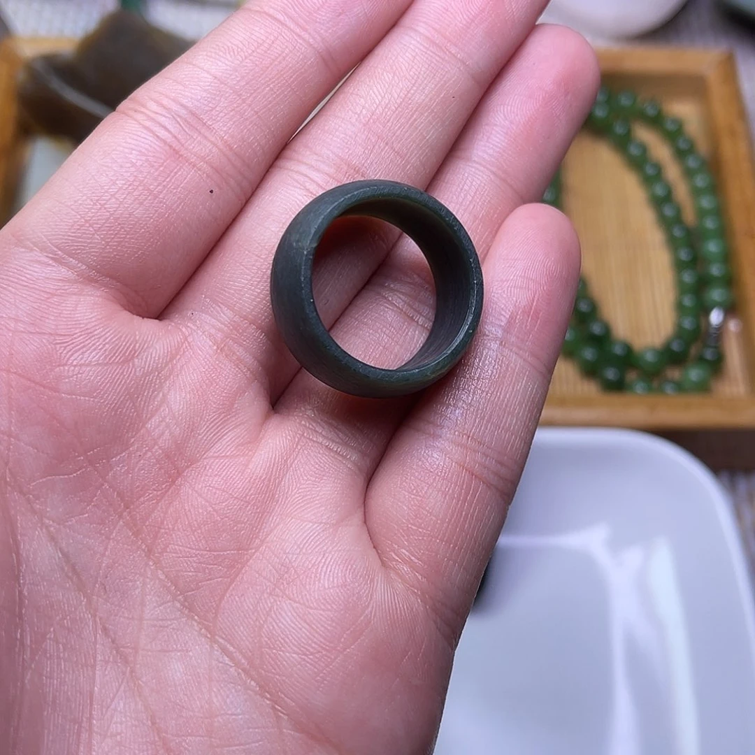 未镶嵌和田玉车挂微瑕