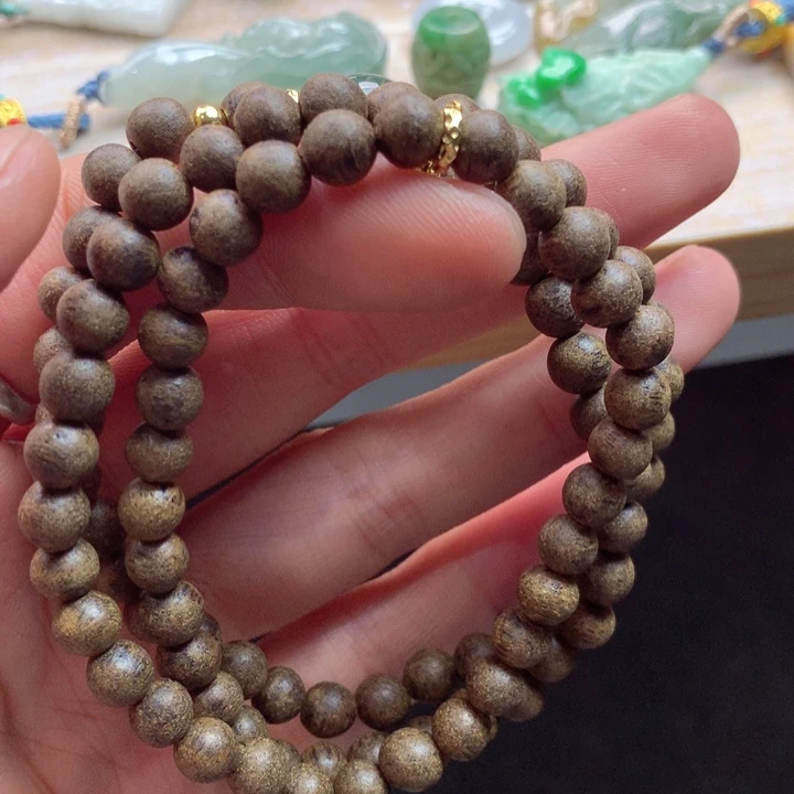 翡翠未镶嵌颈饰吊坠