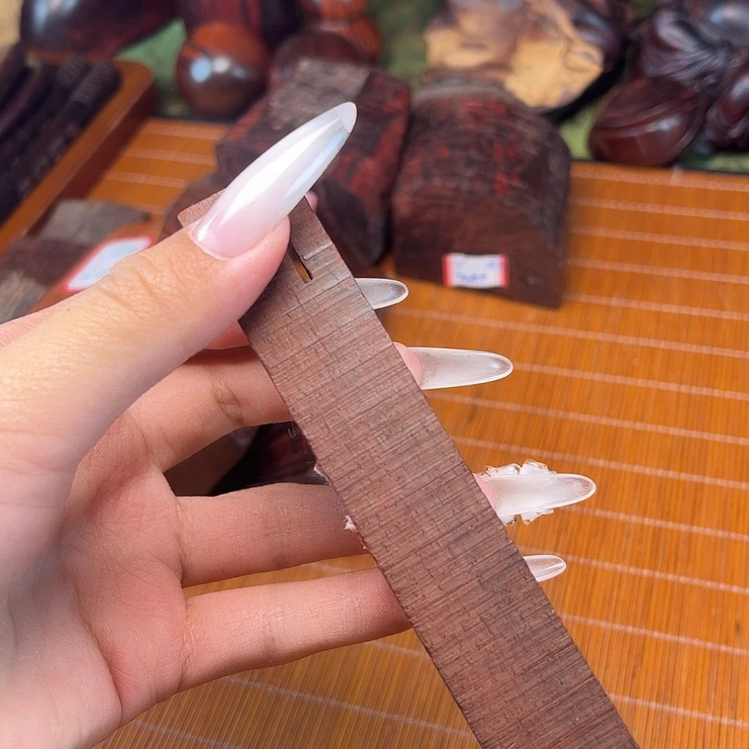 吸***◎檀香紫檀（小叶紫檀）