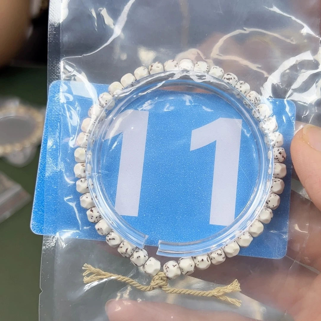 吊坠星月菩提无相手持65尺寸。11