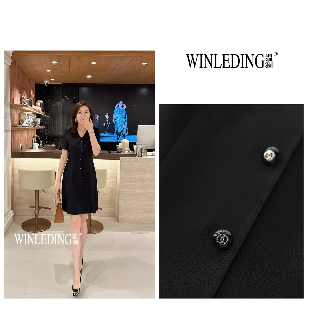 【温澜服饰】“米卡”排扣压褶连衣裙10316