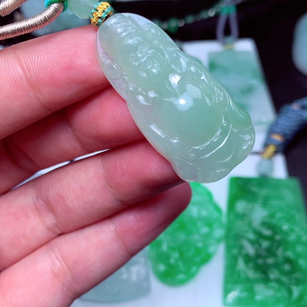 颈饰未镶嵌翡翠天然A货翡翠