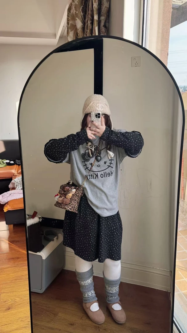 秋冬时尚气质kt拼长袖甜美别致时髦胖mm长袖上衣+波点半裙9006