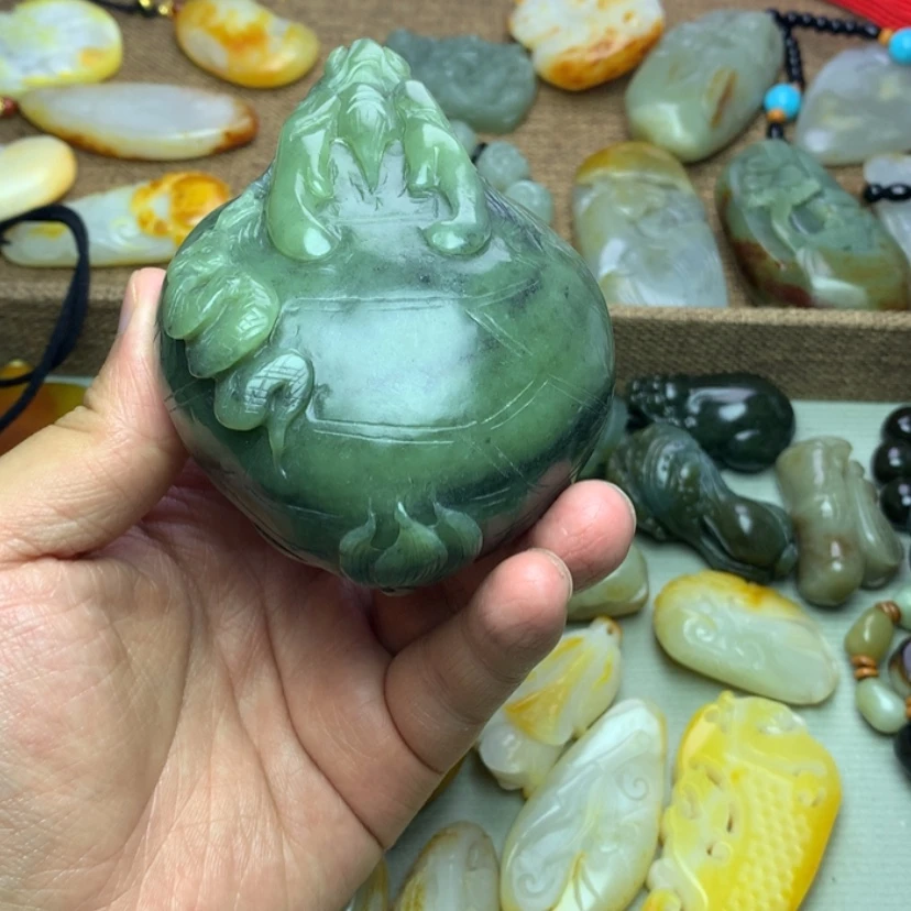 【闪购商品】颈饰未镶嵌和田玉