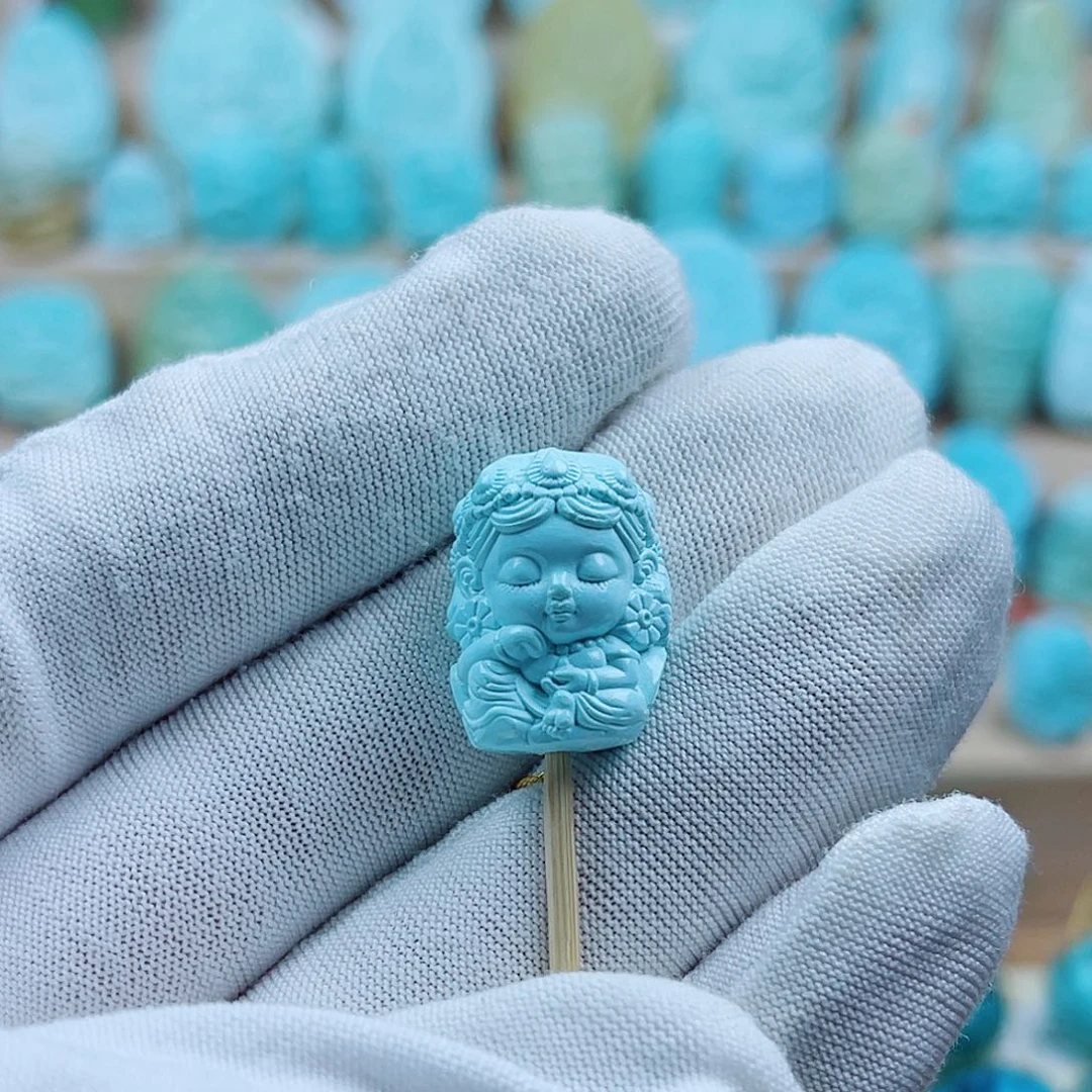 绿松石未镶嵌珠宝奇石