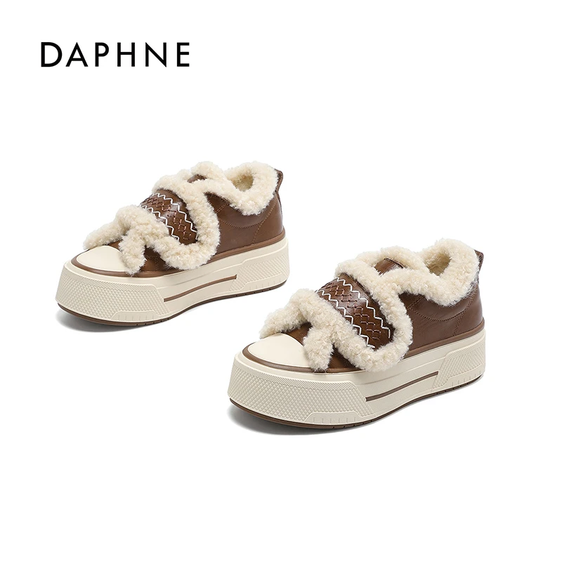 达芙妮民族风加绒板鞋女2026秋季新款时尚休闲鞋保暖拼色松糕鞋L