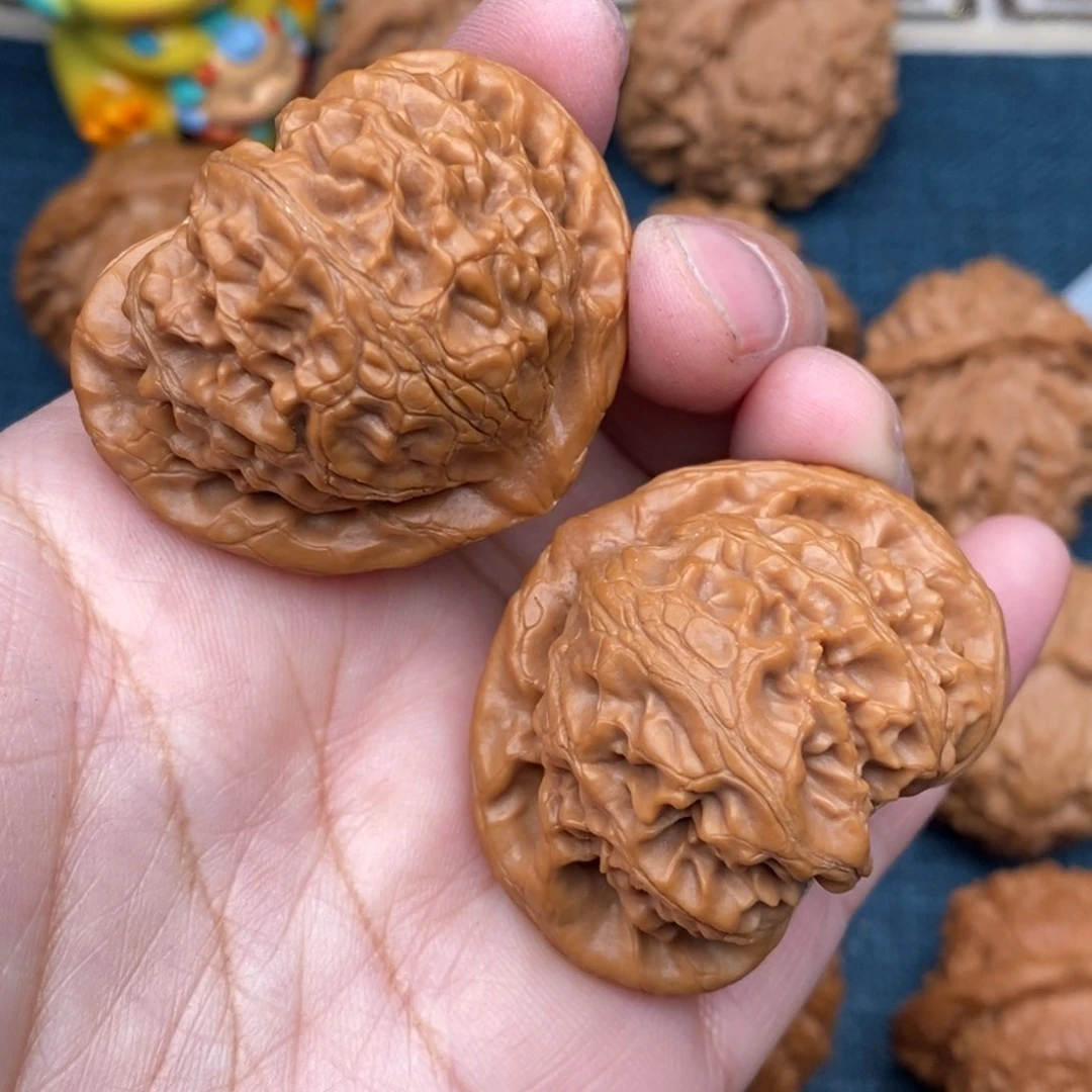 文玩核桃把件42.8精品桃心宫灯全品