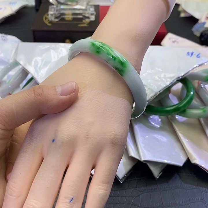 铿***瑰以闪购为准一物一图