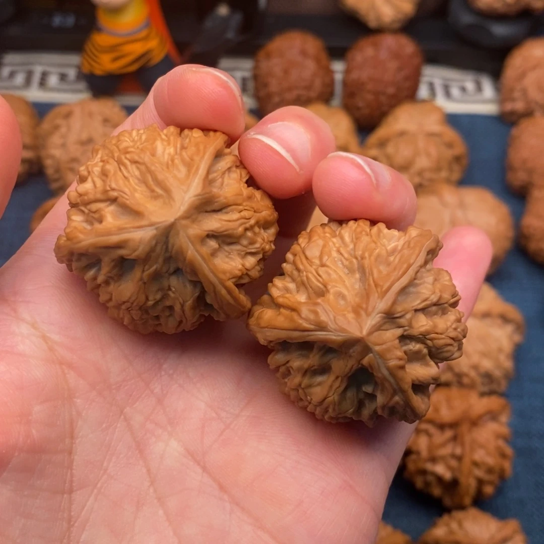 文玩核桃把件36全品正球奔