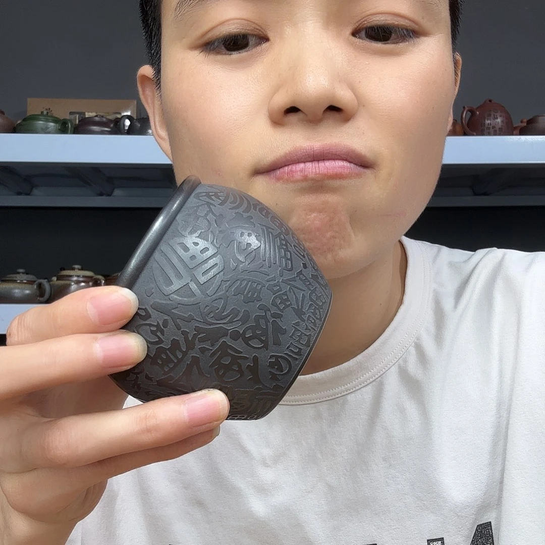茶壶底槽青民间手艺人全手工制作