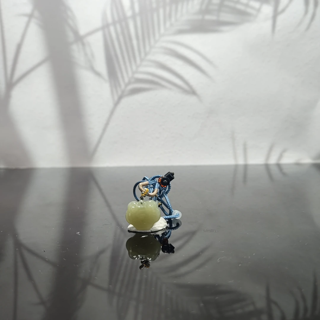 X和田玉平安锁吊坠3871