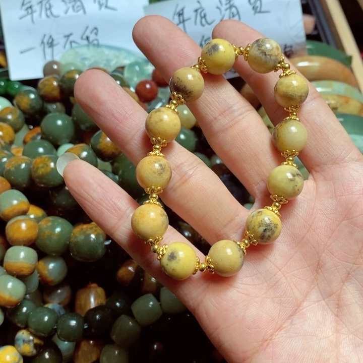 岫岩河磨玉（透闪石质玉）颈饰未镶嵌