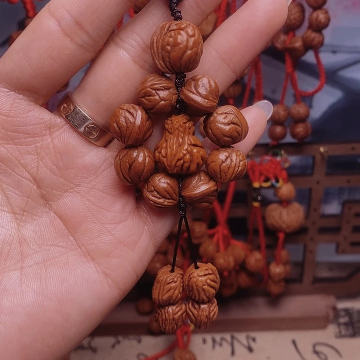 桃核吊坠龙纹桃枭挂件
