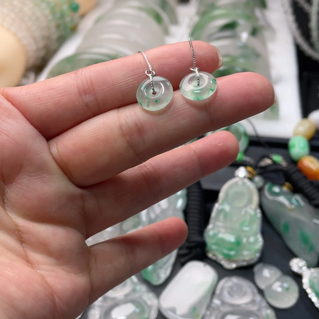 未镶嵌石英质玉耳坠大*太