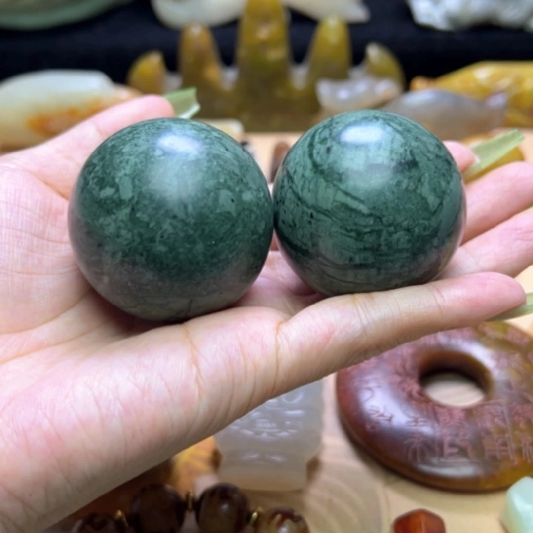 【闪购商品】蛇纹石玉未镶嵌颈饰