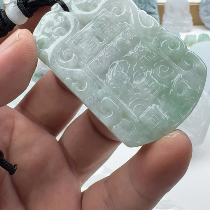 翡翠未镶嵌颈饰天然缅甸A货翡翠