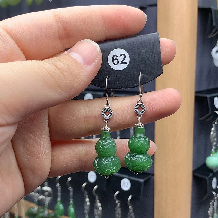 和田玉耳饰银S925镶嵌云**雨