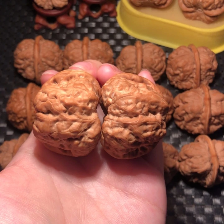 文玩核桃把件42蛙饼