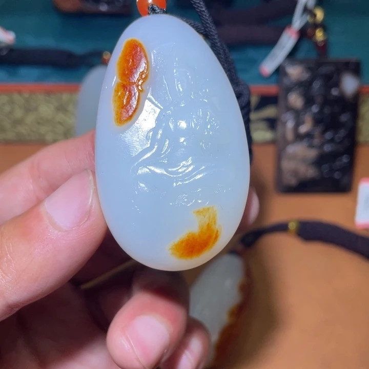 和田玉未镶嵌颈饰J