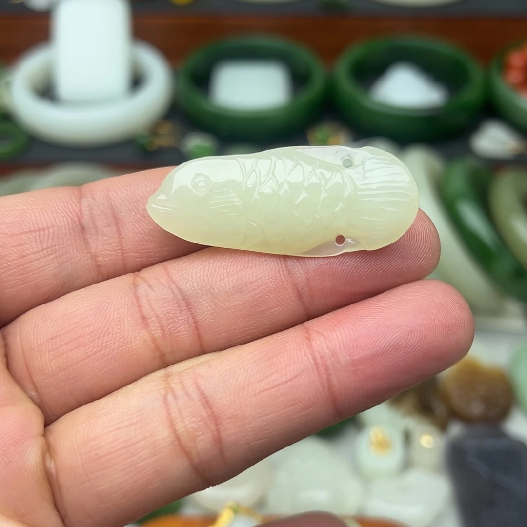 和田玉未镶嵌吊坠(不含链)