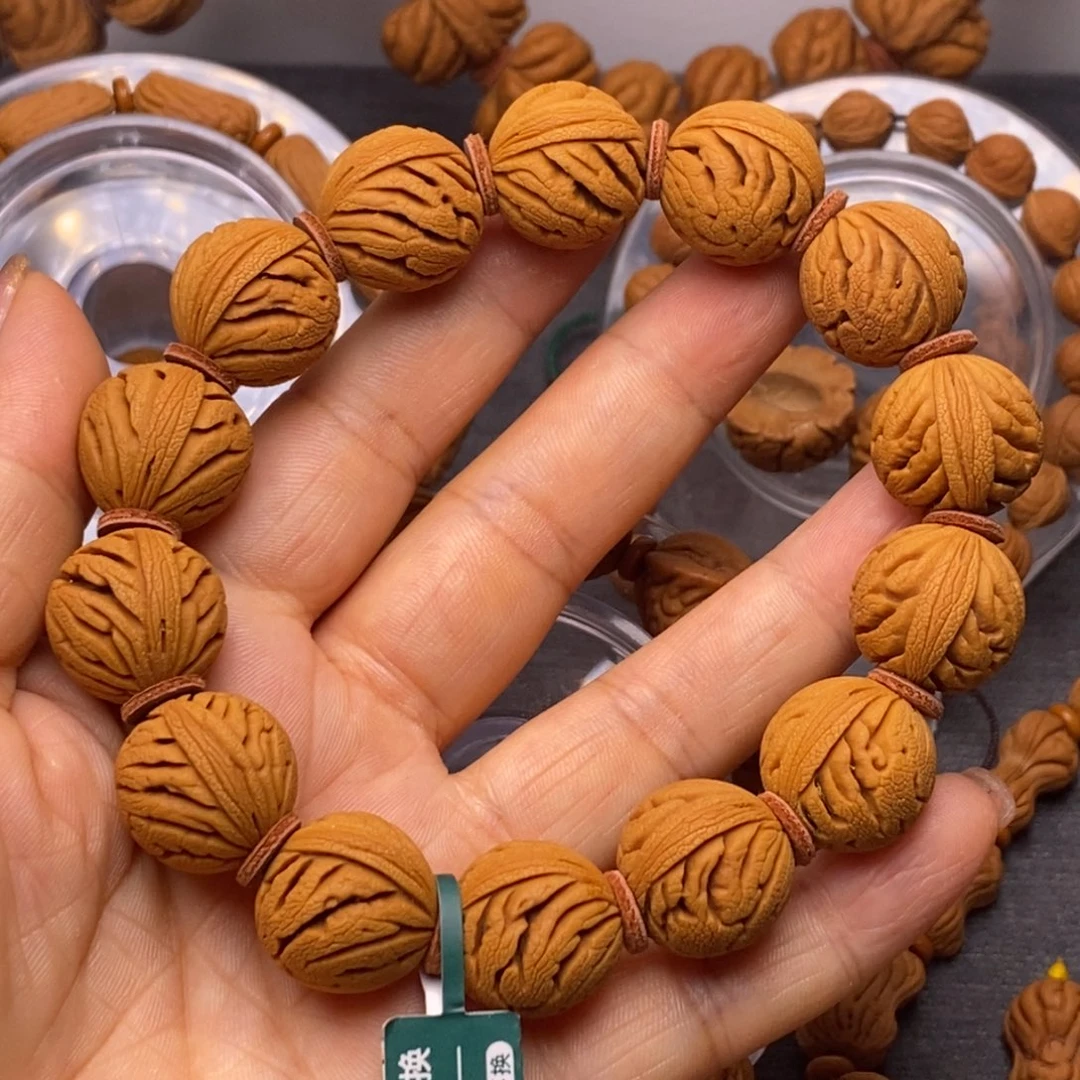 秦岭龙纹桃核手串