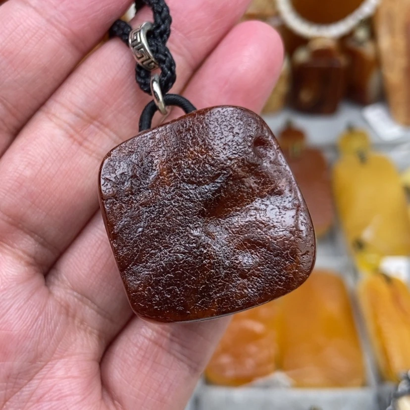 【闪购商品】未镶嵌颈饰琥珀