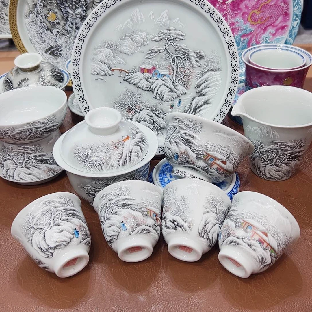 摆件景德镇陶瓷艺术展演厅及景德镇