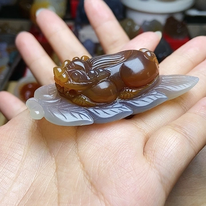 未镶嵌颈饰玛瑙/玉髓