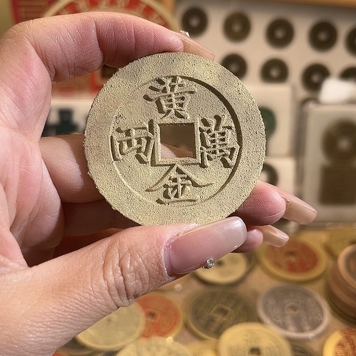 月***一铜现代翻砂工艺作品