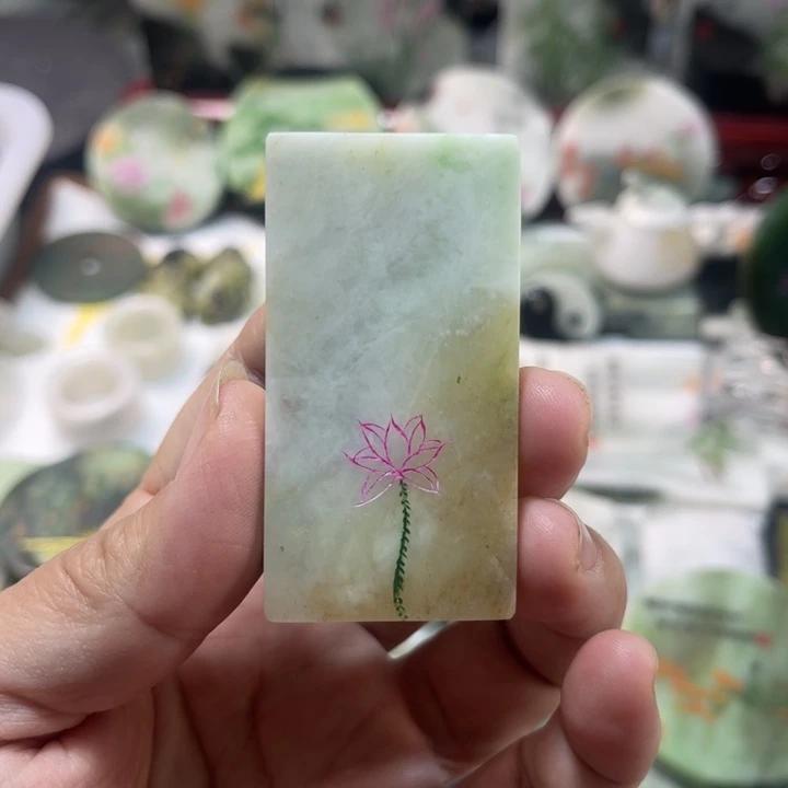 独山玉未镶嵌颈饰