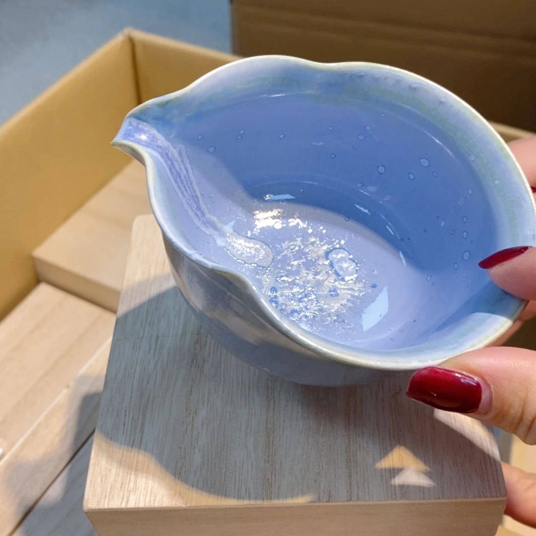 燕****如图所示 观兰器物