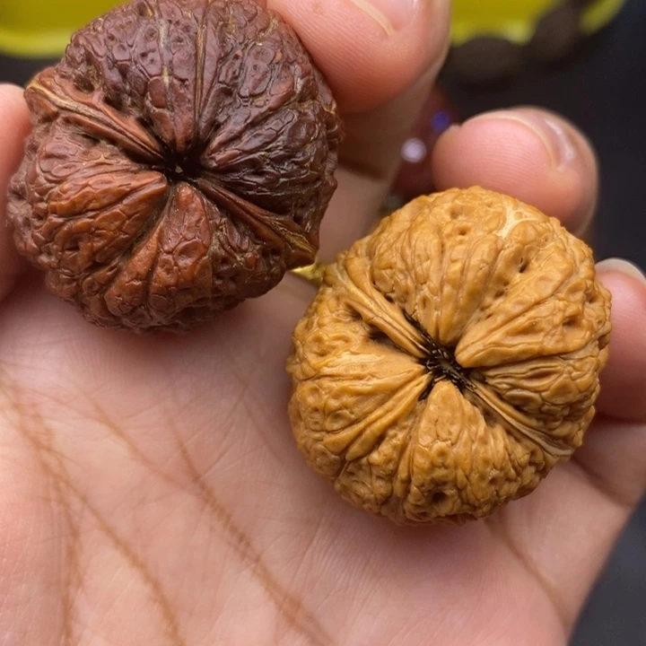 吊坠文玩核桃34尺蛇皮球