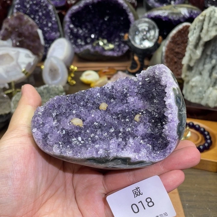 未镶嵌珠宝半成品水晶