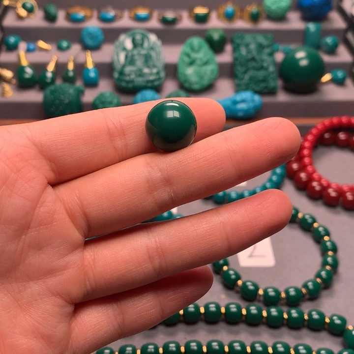 石材小**g卡15老油绿圆珠