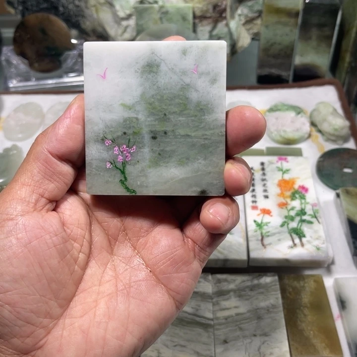 未镶嵌独山玉颈饰