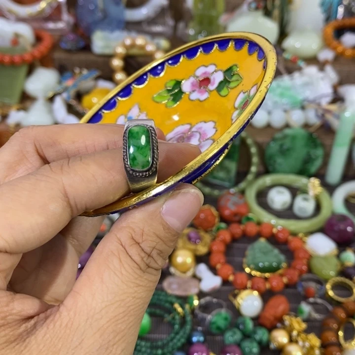 张*精品小件精品小件