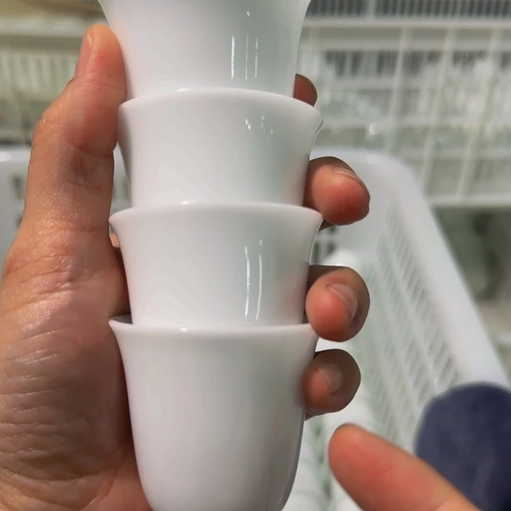 12个铃铛闻香杯冰种微瑕