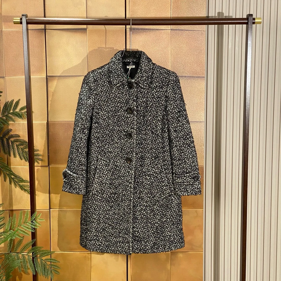 99新 MIU MIU/缪缪 MiuMiu黑白拼接羊毛长款大衣/36码/99新/26133