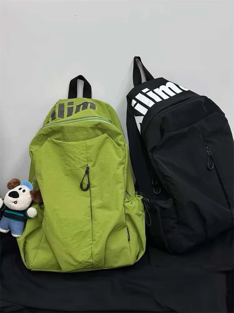 书包ins小众轻便防泼水高中生男女大容量运动户外双肩包旅行背包