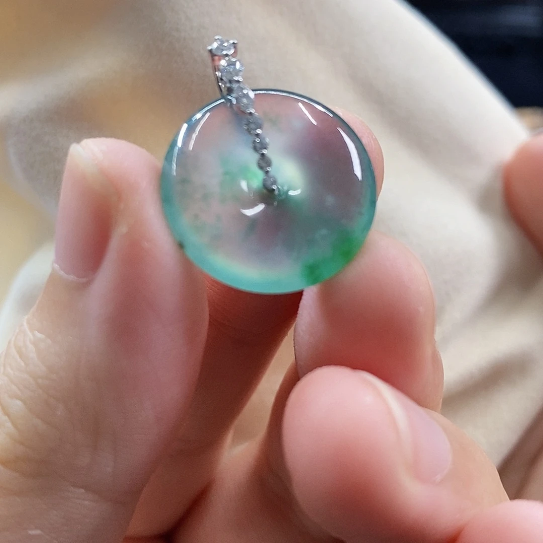 散珠翡翠飘花平安扣