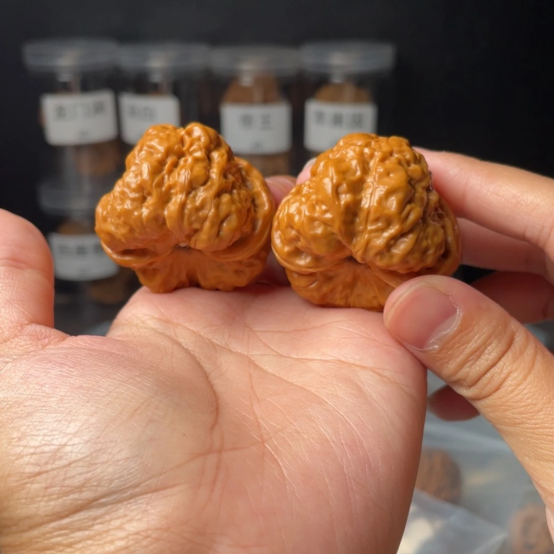 文玩核桃吊坠40蛤蟆头