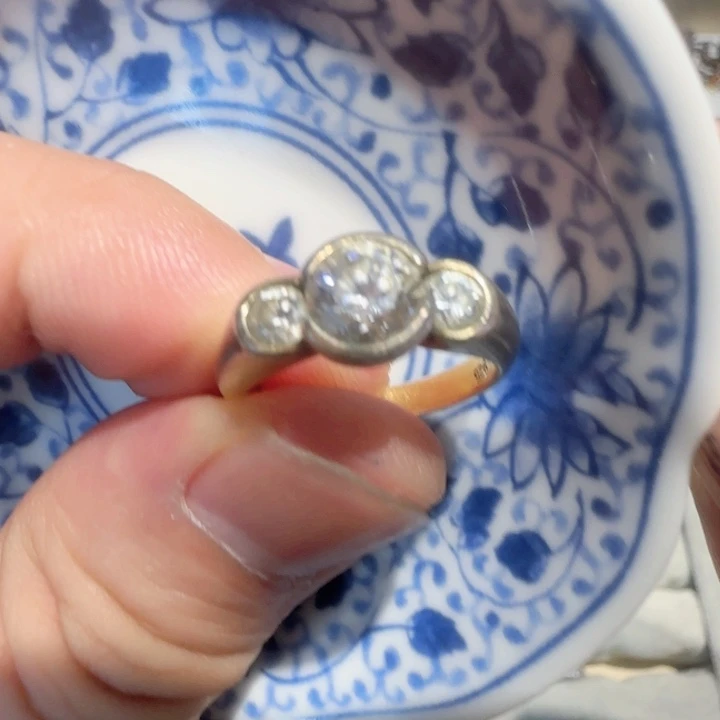 瓷片蘭瓷器的制作工艺和