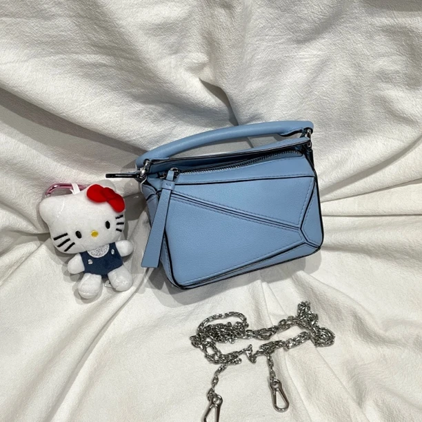 99新 LOEWE/罗意威 Loewe 超迷你手提包 puzzle 蓝色
