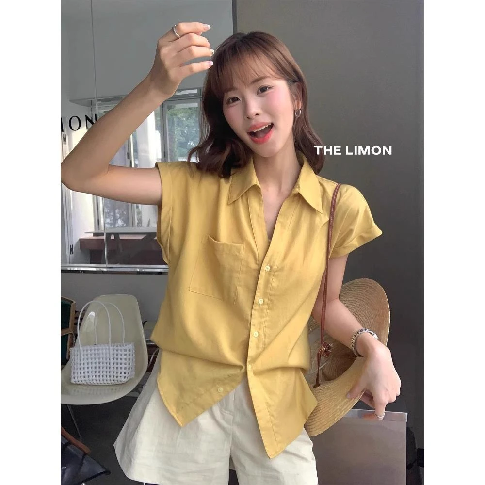 韩风减龄感独特polo领显瘦短袖衬衫夏装新款纯色单排扣气质上衣女