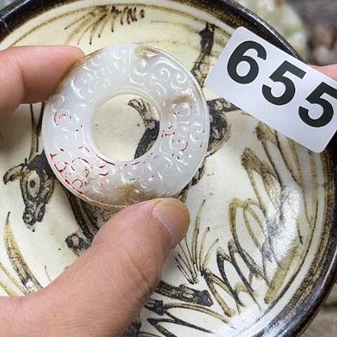 瓷片瓷器制作过程是根据不同种类及形状